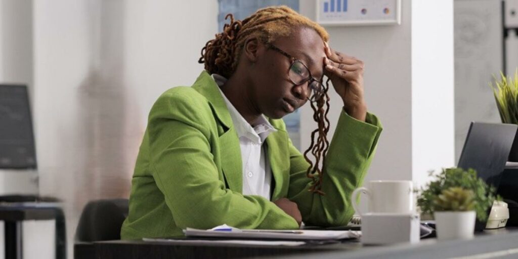 10 Early Signs of Diabetes in Nigeria You Should Never Ignore Nigerian adults experiencing common early signs of diabetes including thirst and fatigue